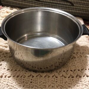 Rena ware - Premium Stainless Steel Pot with Black Handles